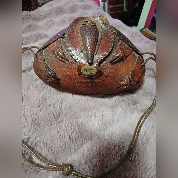 Handbags - Vintage Rare Armadillo Purse